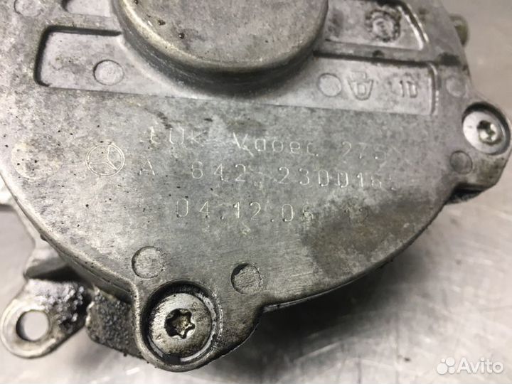 Насос вакуумный Mercedes E-Class W211 OM642 3.0