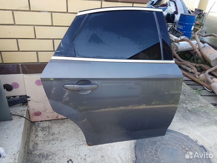 Задняя правая дверь на форд мондео 4