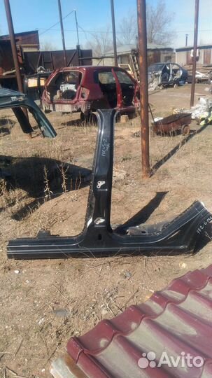 Порог левый Ford Focus 2