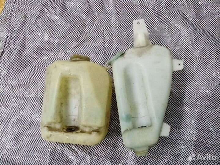 Бачок омывателя Фольксваген Пассат Б2