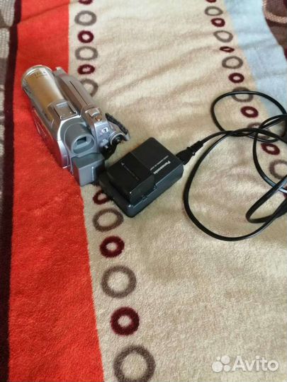 Видеокамера Panasonic VDR D300EE