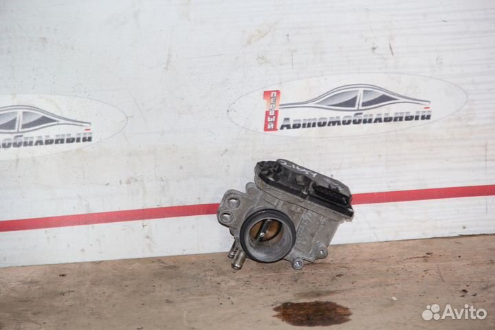 Заслонка c Toyota Vitz SCP90 2SZ-FE