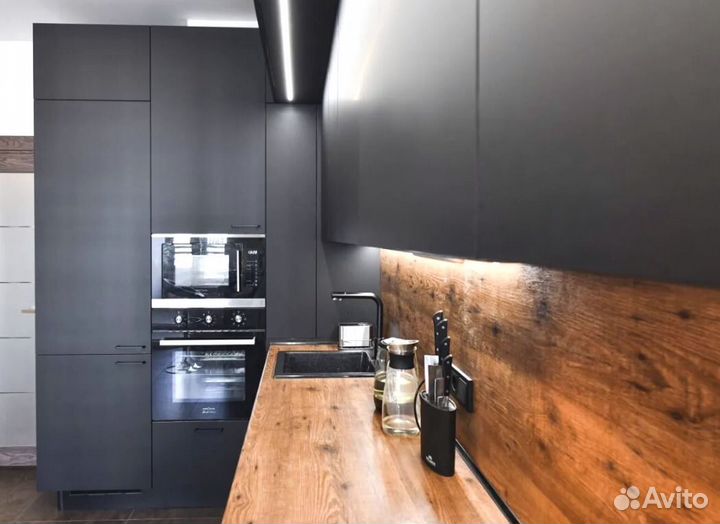 Кухня угловая на заказ для европланировки