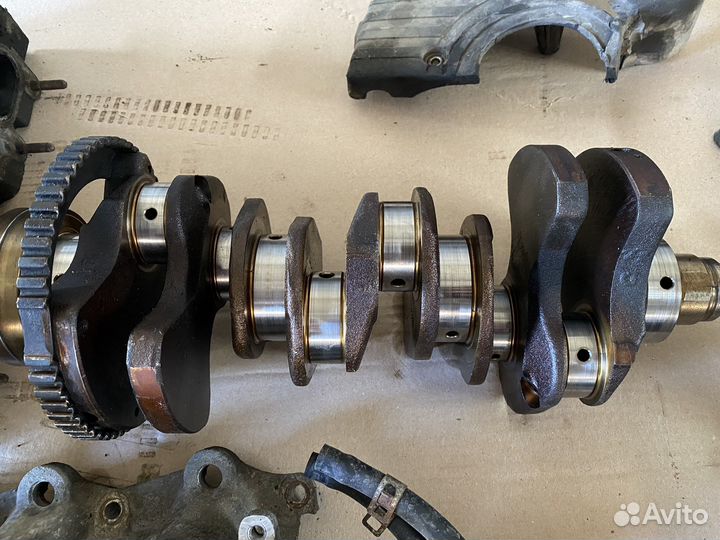 Коленвал Hyndai Santa-Fe 2.7L G6BA