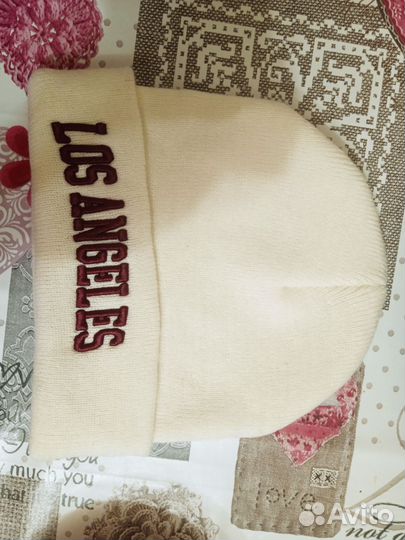 Женские шапки