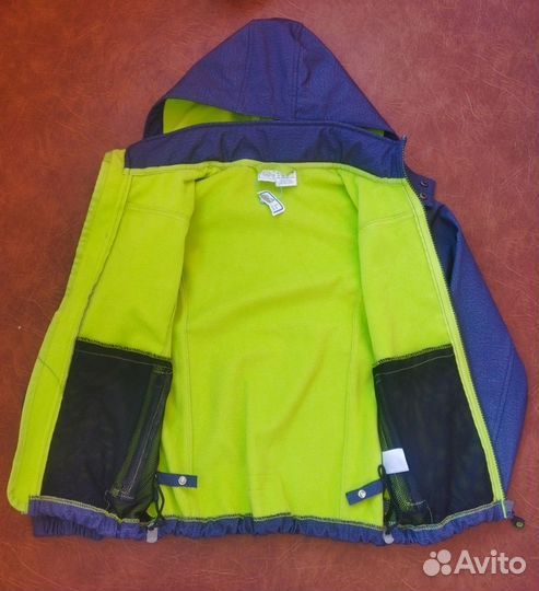 Куртка новая 128 softshell