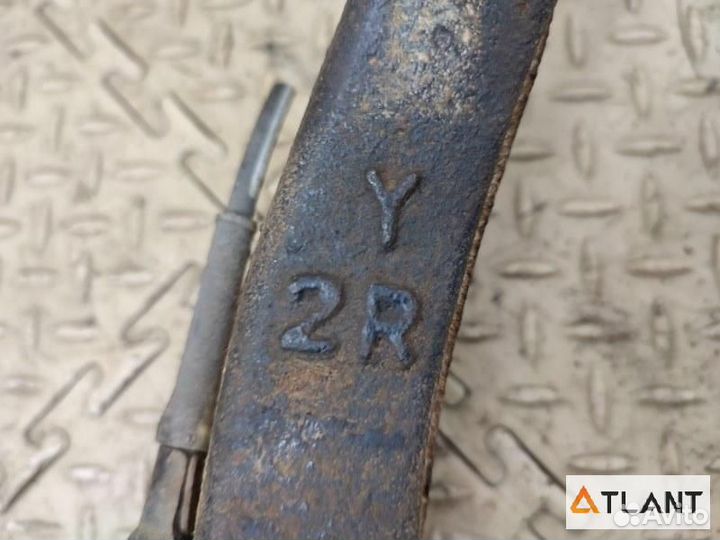 Ступица задняя правая mitsubishi diamante