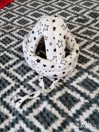 Шапка-шлем противоударная