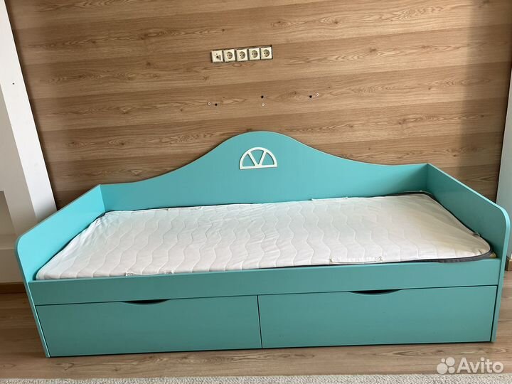 Кровать детская