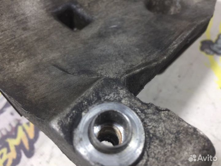 Кронштейн компрессора кондиционера Bmw 3 E46