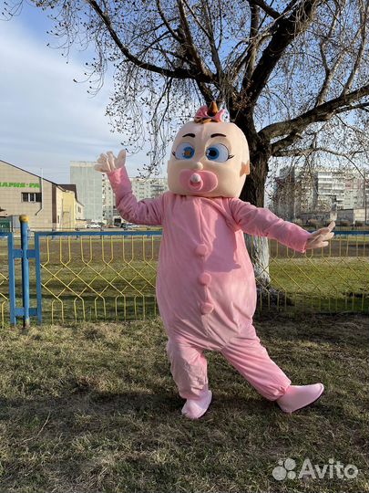 Белый мишка и его друзья с поздравлением