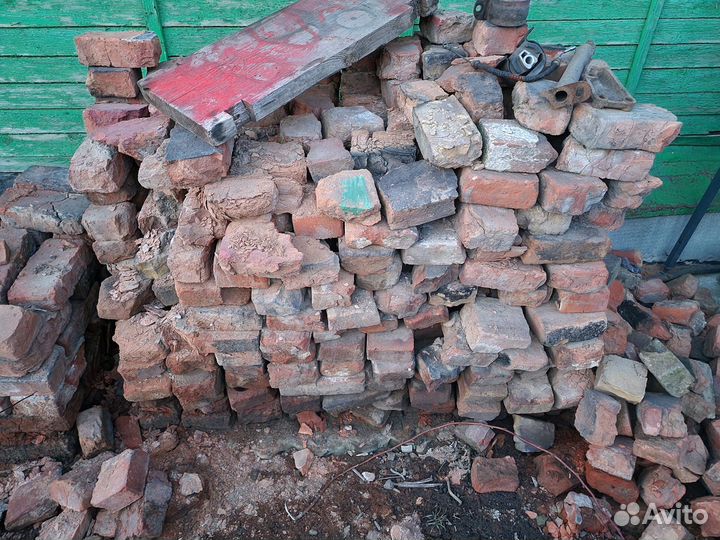 Кирпич красный полнотелый бу