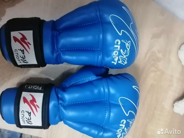 Перчатки для рукопашного боя