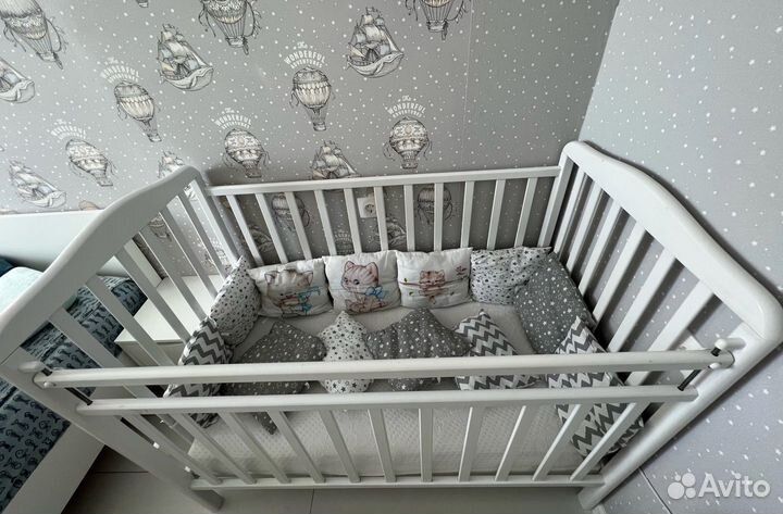Детская кроватка