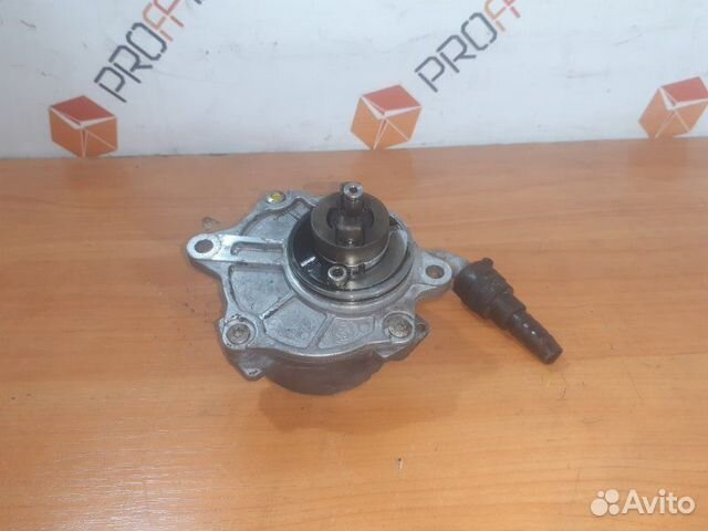 Насос вакуумный Mercedes Vito W638 OM611 2.2 CDI