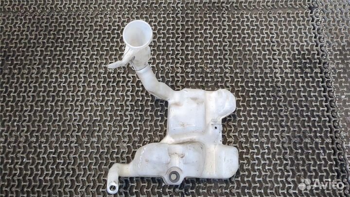 Бачок омывателя Honda Insight 2009, 2010