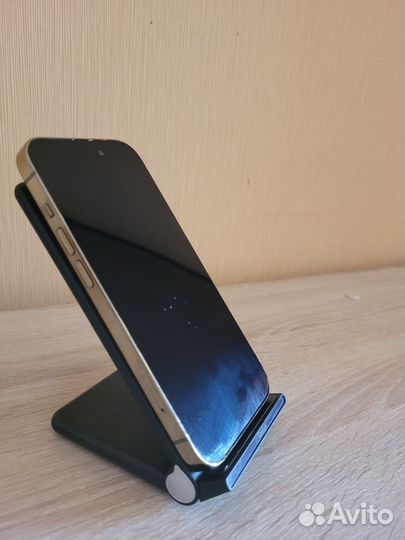 Беспроводная зарядка складная