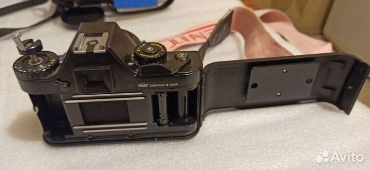 Пленочный фотоаппарат зенит