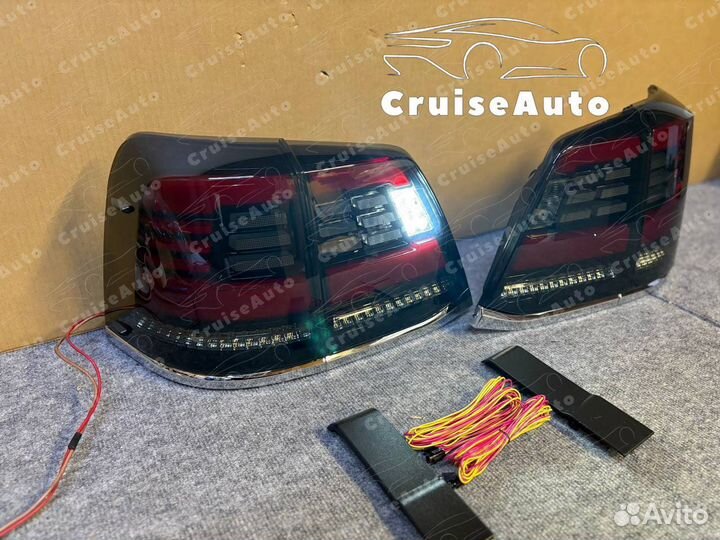 Бегающие стопы Land Cruiser 200 2007-2015 LED 5AA5