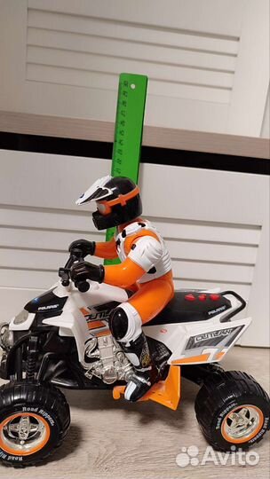 Игрушка квадроцикл с гонщиком