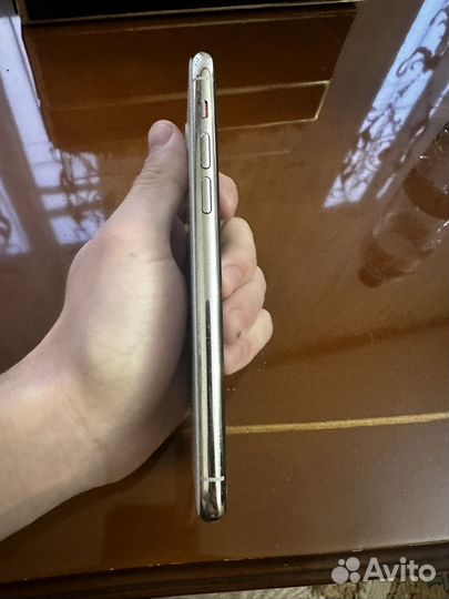 iPhone 11 Pro, 64 ГБ