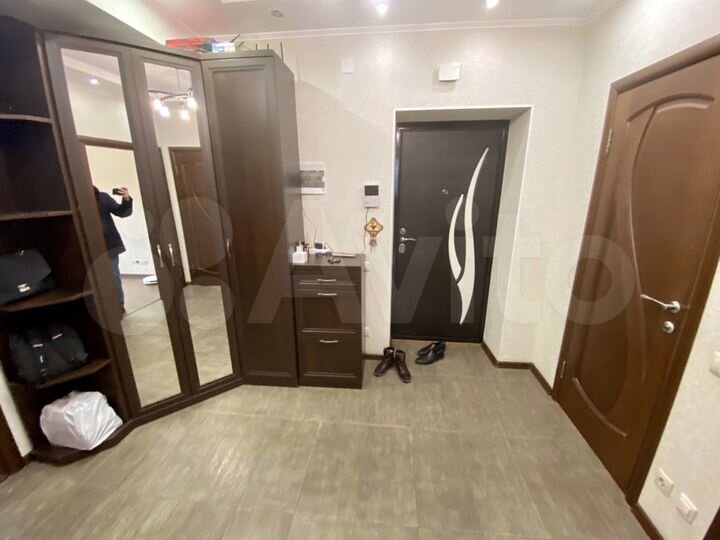 2-к. квартира, 73 м², 2/9 эт.