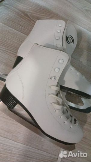 Коньки Новые