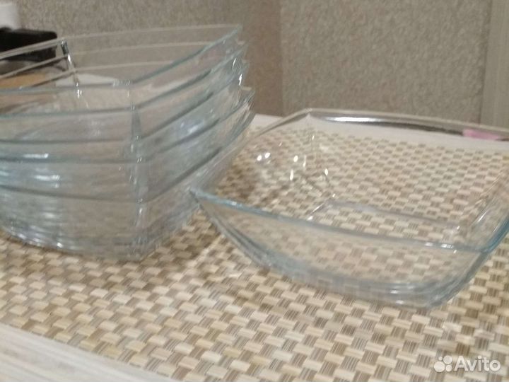 Салатники 6, тарелки 8шт стекло к-т из 14шт