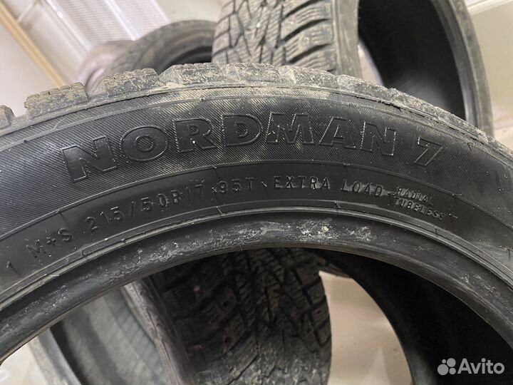 Nokian Tyres Hakkapeliitta 7 215/50 R17
