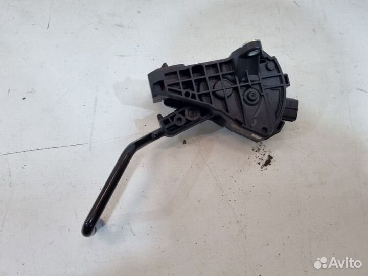 Педаль газа Toyota Camry V70 2018