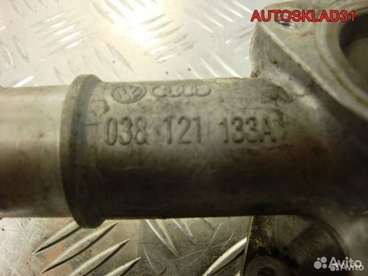 Фланец системы охлаждения Audi A6 C5 038121133A