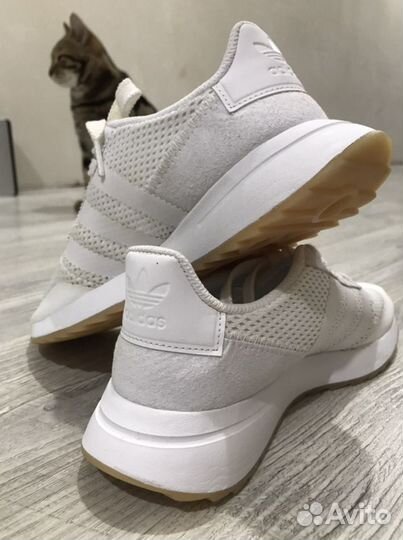 Кроссовки adidas original 36р