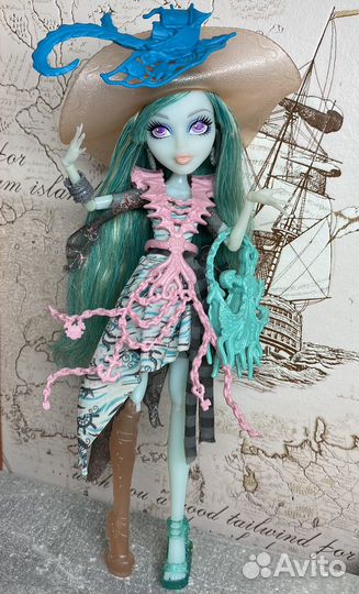 Кукла монстер хай Вандала призрачно