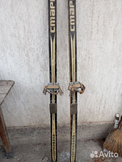 Беговые лыжи