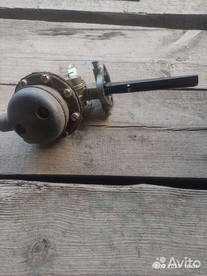 Бензонасос