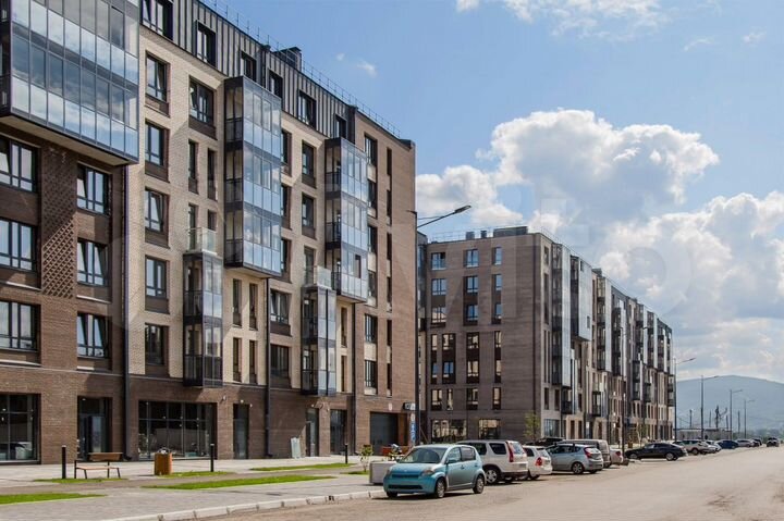 3-к. квартира, 90 м², 2/7 эт.