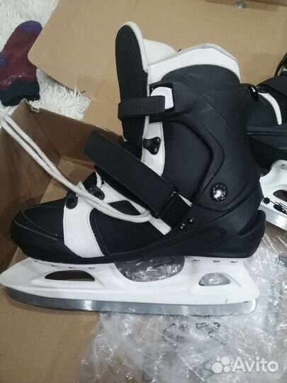 Хоккейные коньки bauer