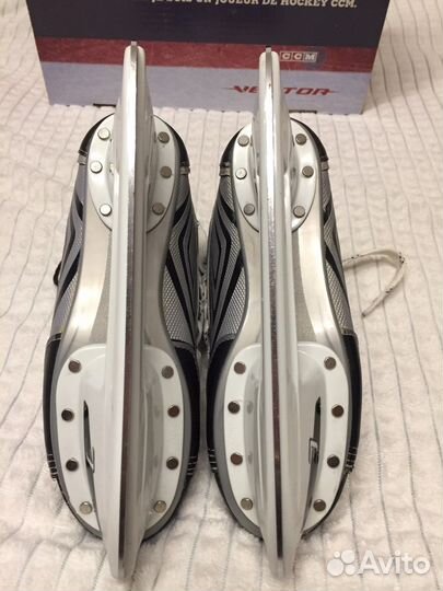 Коньки хоккейные CCM Agility 2.0