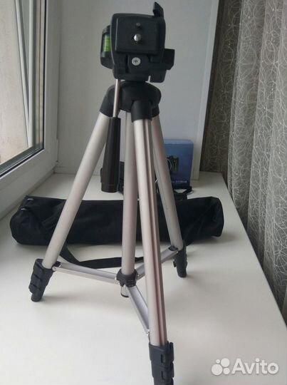 Фотоаппарат Canon PowerShot SX130 IS, штатив