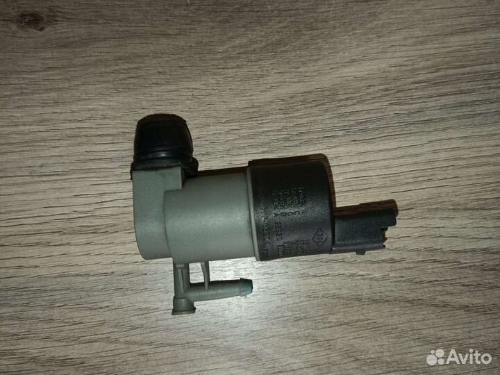 Насос омывателя Renault Logan