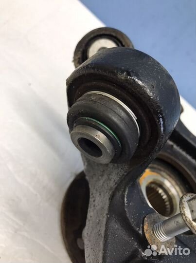 Кулак задний правый в сборе BMW X3 F25 X4 F26