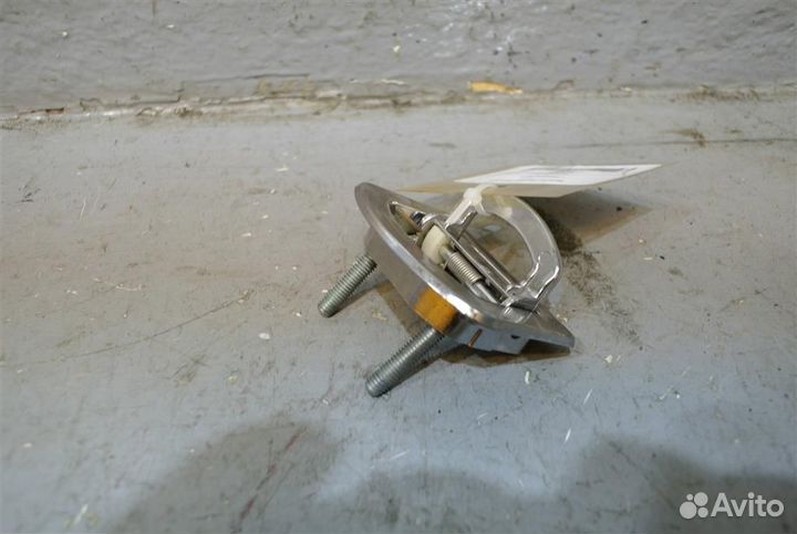 Кронштейн (сопут. товар) Porsche Cayenne 2003-2010