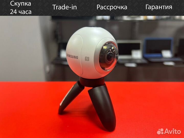 Экшн-камера Samsung Gear 360 SM-C200