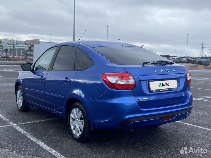 LADA Granta 1.6 МТ, 2021, 70 320 км