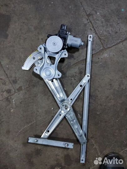 Стеклоподъемник передний правый Mitsubishi Asx