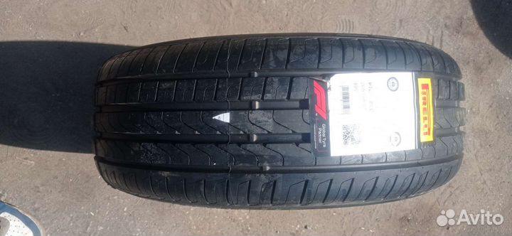 Pirelli Cinturato P7 205/50 R17 89V