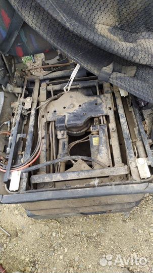 Сидение водительское iveco gargo
