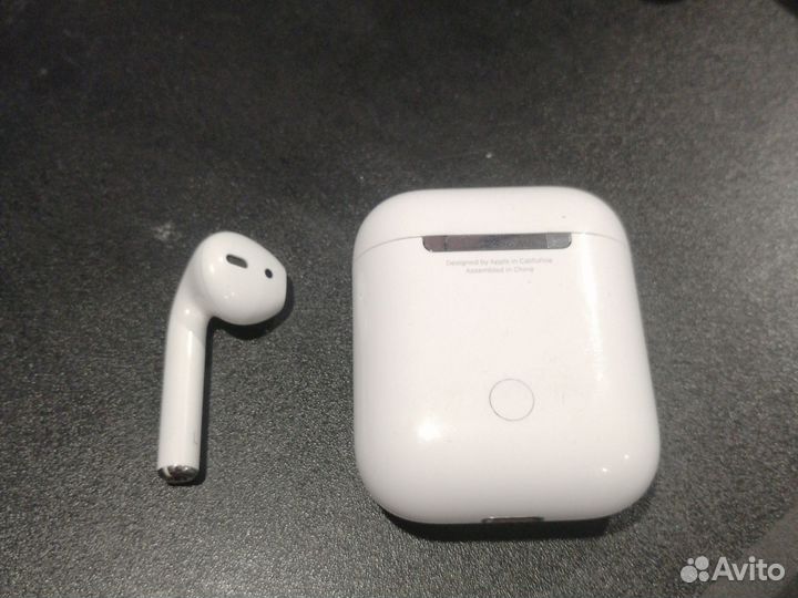 Airpods 2 a2031 зарядка кейс левый