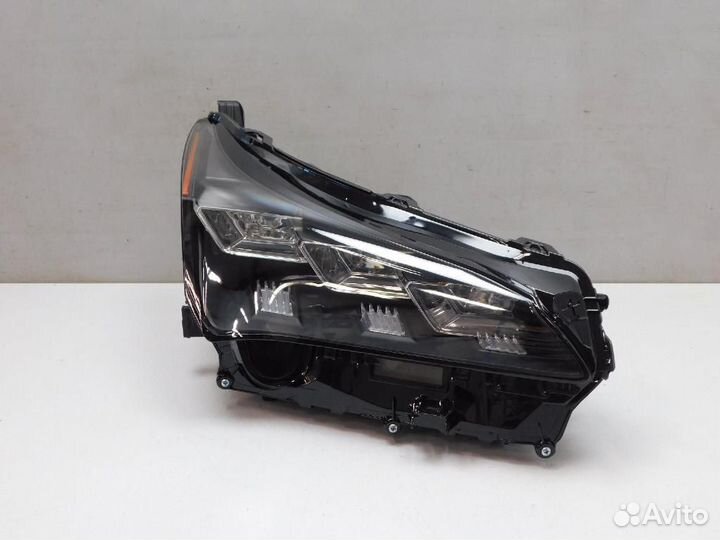 Фара правая Lexus NX200/NX200t/NX300/NX300h