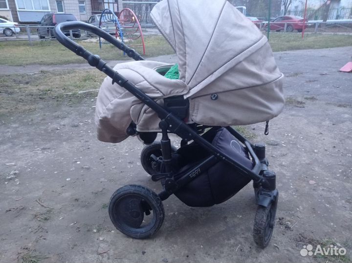 Детская коляска Tutis Zippy Pia 3 в 1